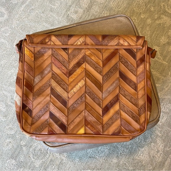 Vintage Magnum Genuine Leather Suede Patchwork Messenger Bag - Picture 8 of 10